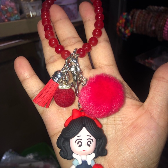 Keychain - Picture 4 of 16